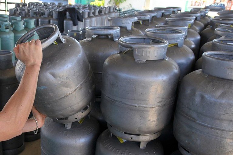 2ª fase da operação Vem Diesel mira preços abusivos de gás de cozinha