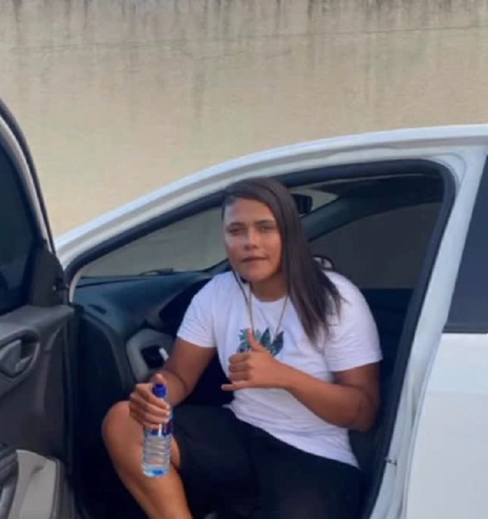 Mulher de 23 anos é morta a tiros no Residencial Vivendas em Petrolina (PE)