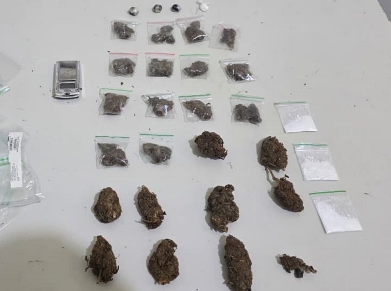 Juazeiro (BA): 75ª CIPM prende homem por tráfico de drogas no bairro Alto do Cruzeiro